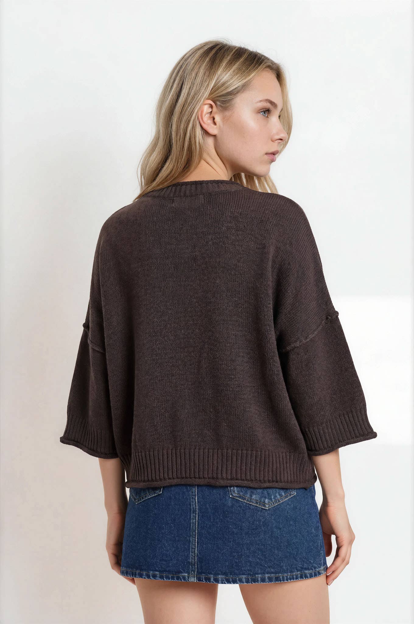 EXPOSED SEAM DROP SHOULDER SHORT SLEEVE PULLOVER : CHOCOLATE BROWN